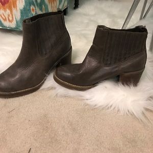 MTNG Ankle Booties